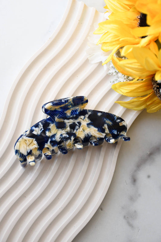 Oval Acetate Hair Claw in Blueberry Muffin