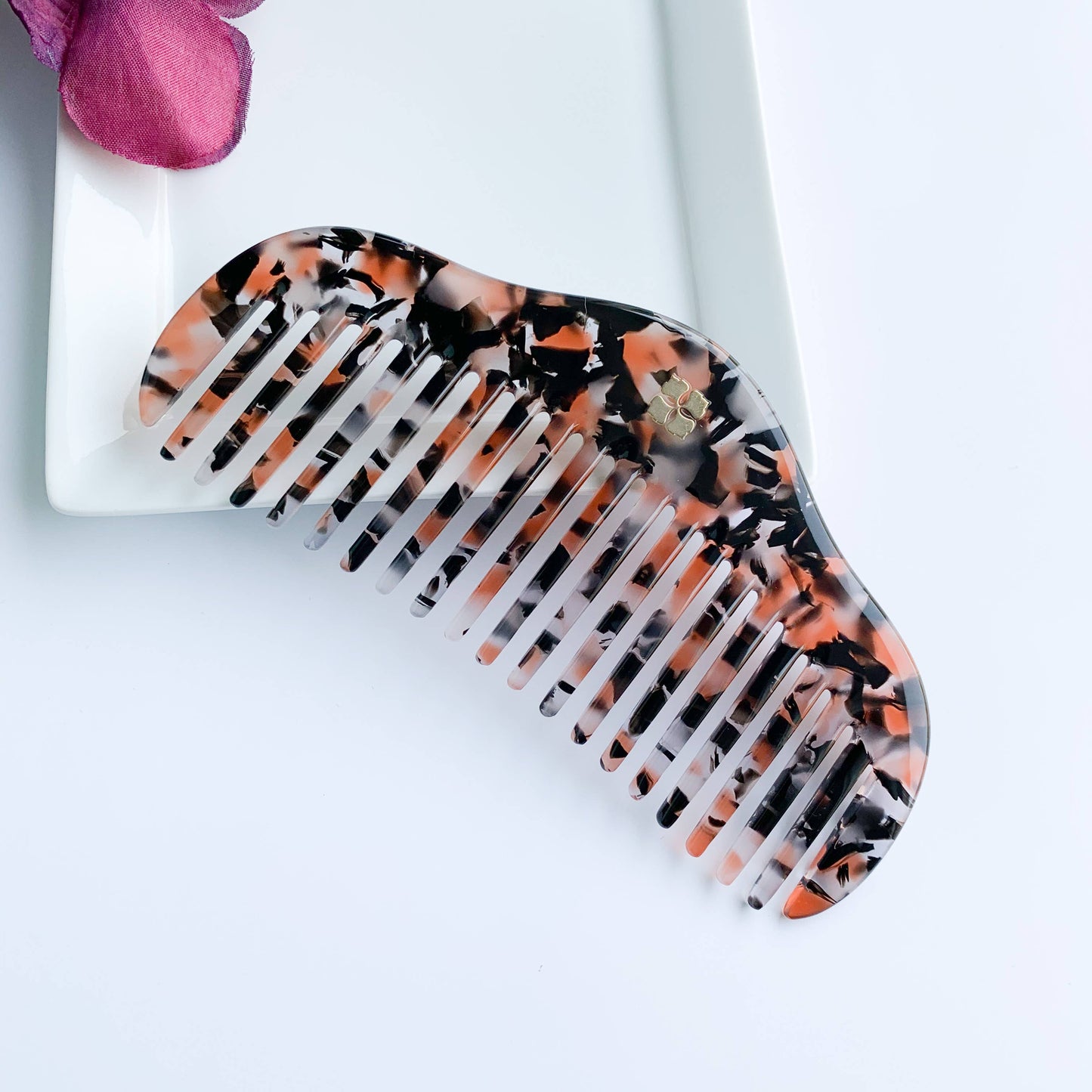 RuYi Comb Collection Acetate Resin Comb: Rainbow