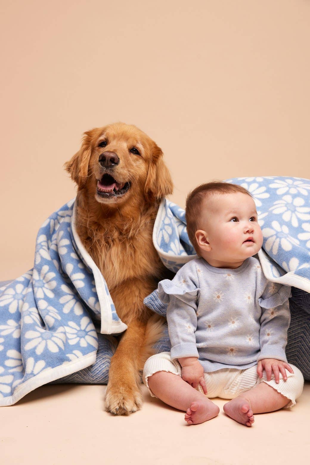 Fresh as a Daisy Fog Midi Blanket