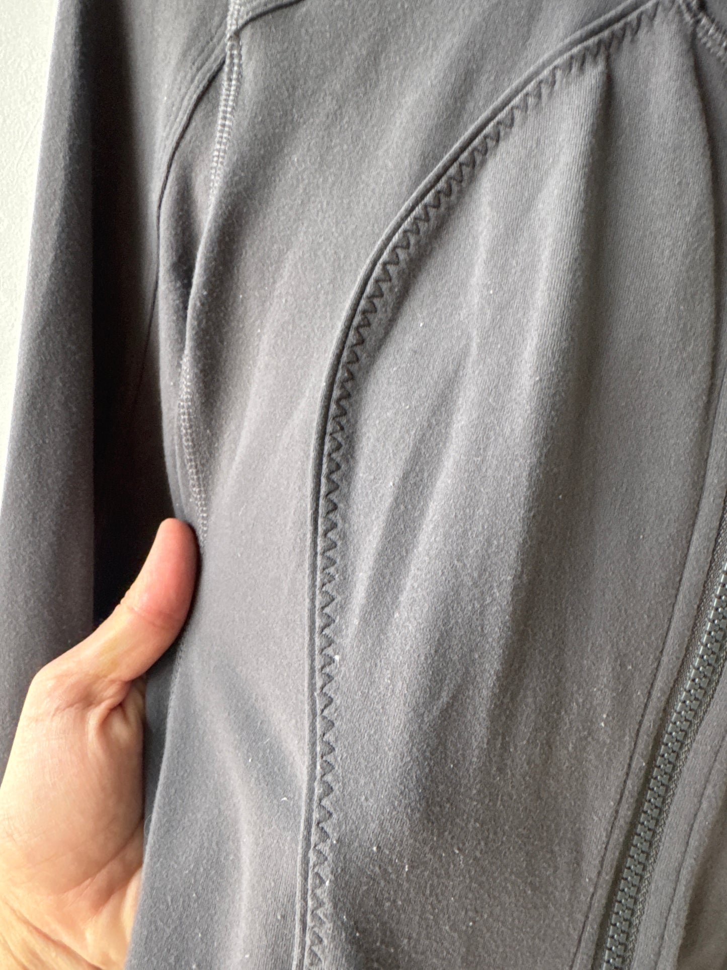PL Lululemon ZIP up long sleeve gray 10