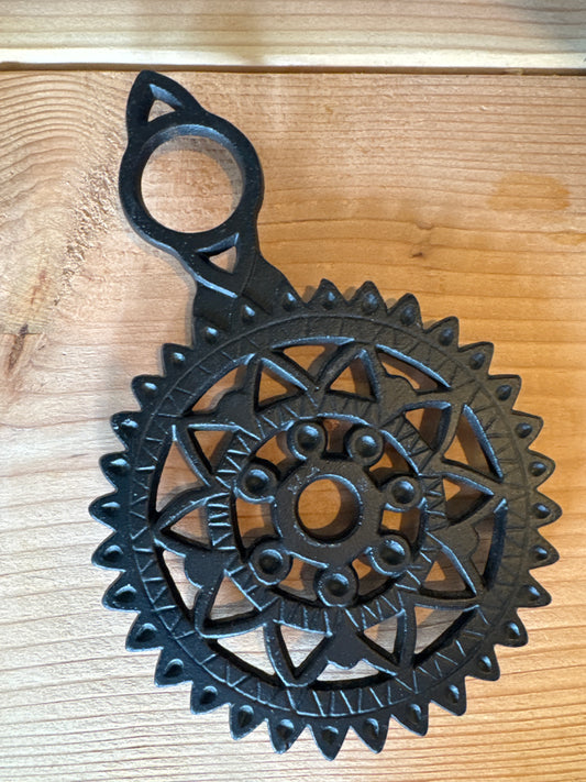 Vintage cast iron Trivet