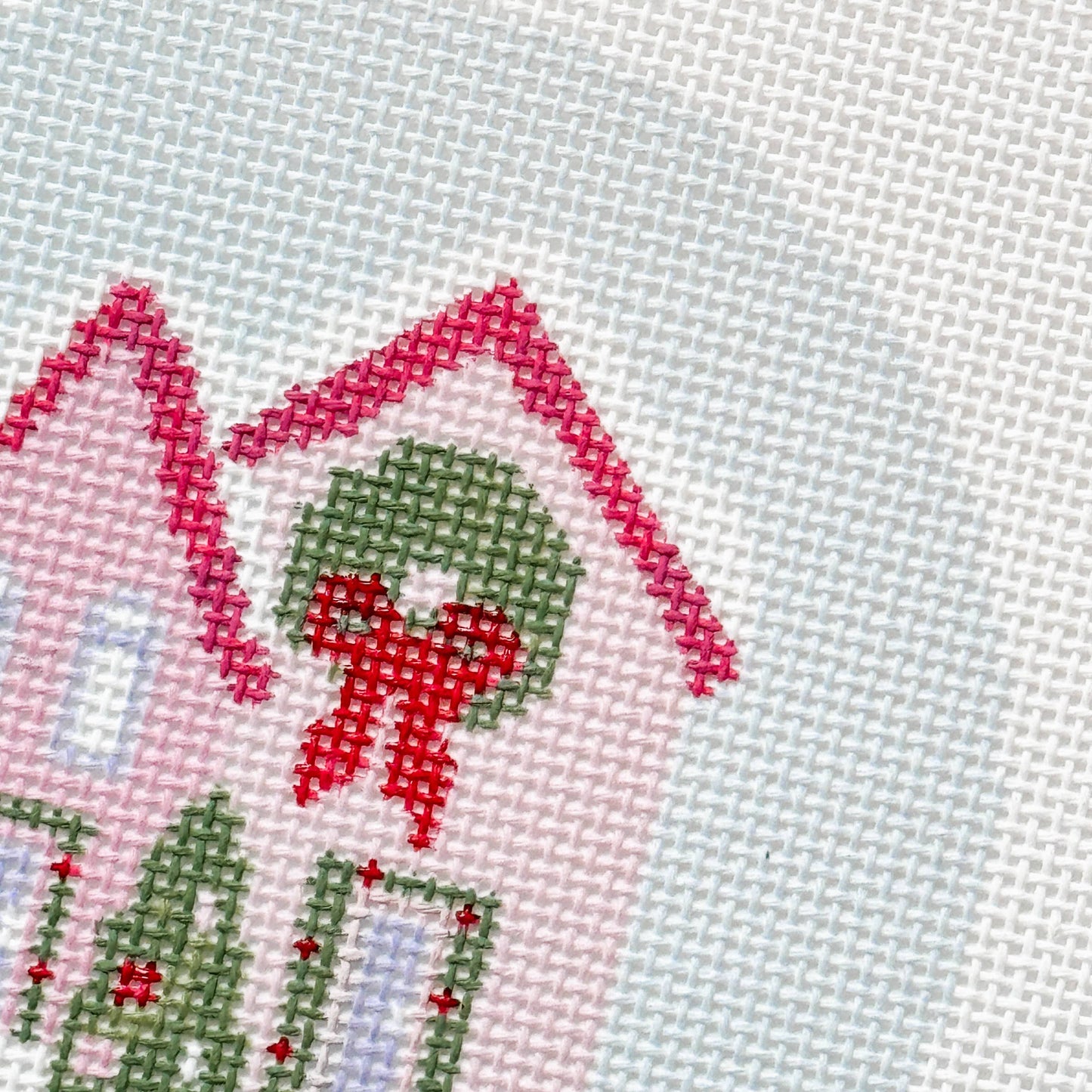18/Christmas Houses Ornament Needlepoint Canvas