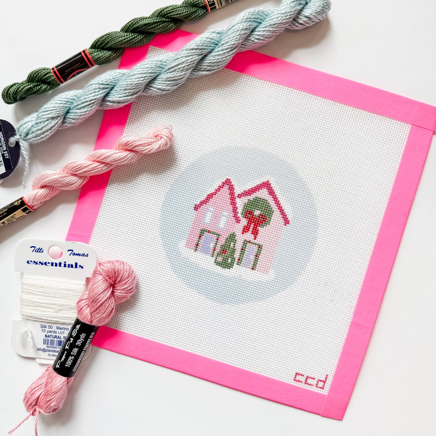 18/Christmas Houses Ornament Needlepoint Canvas