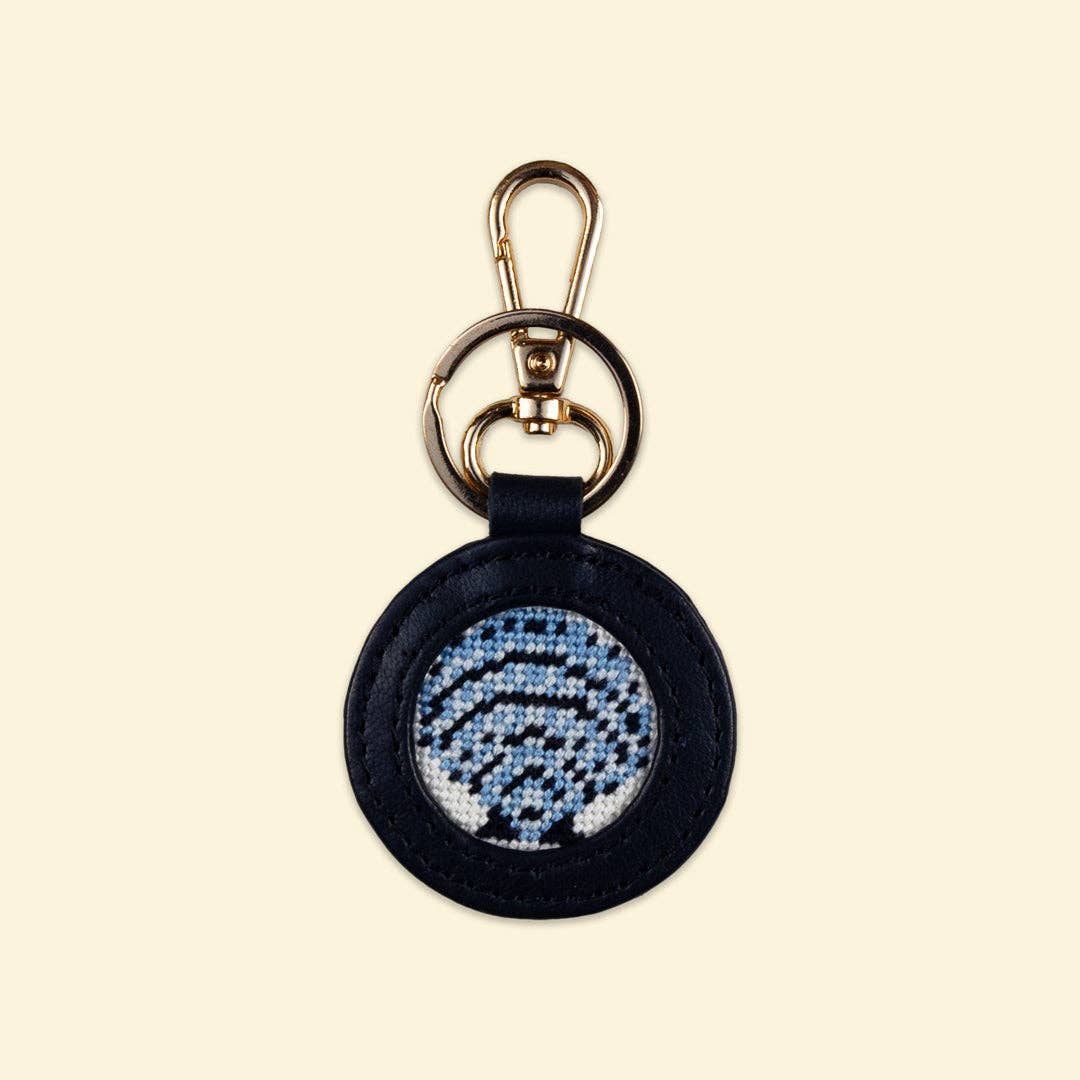 The Little Scallop Key Fob Kit: All-In-One, Self Finishing Needlepoint Kit