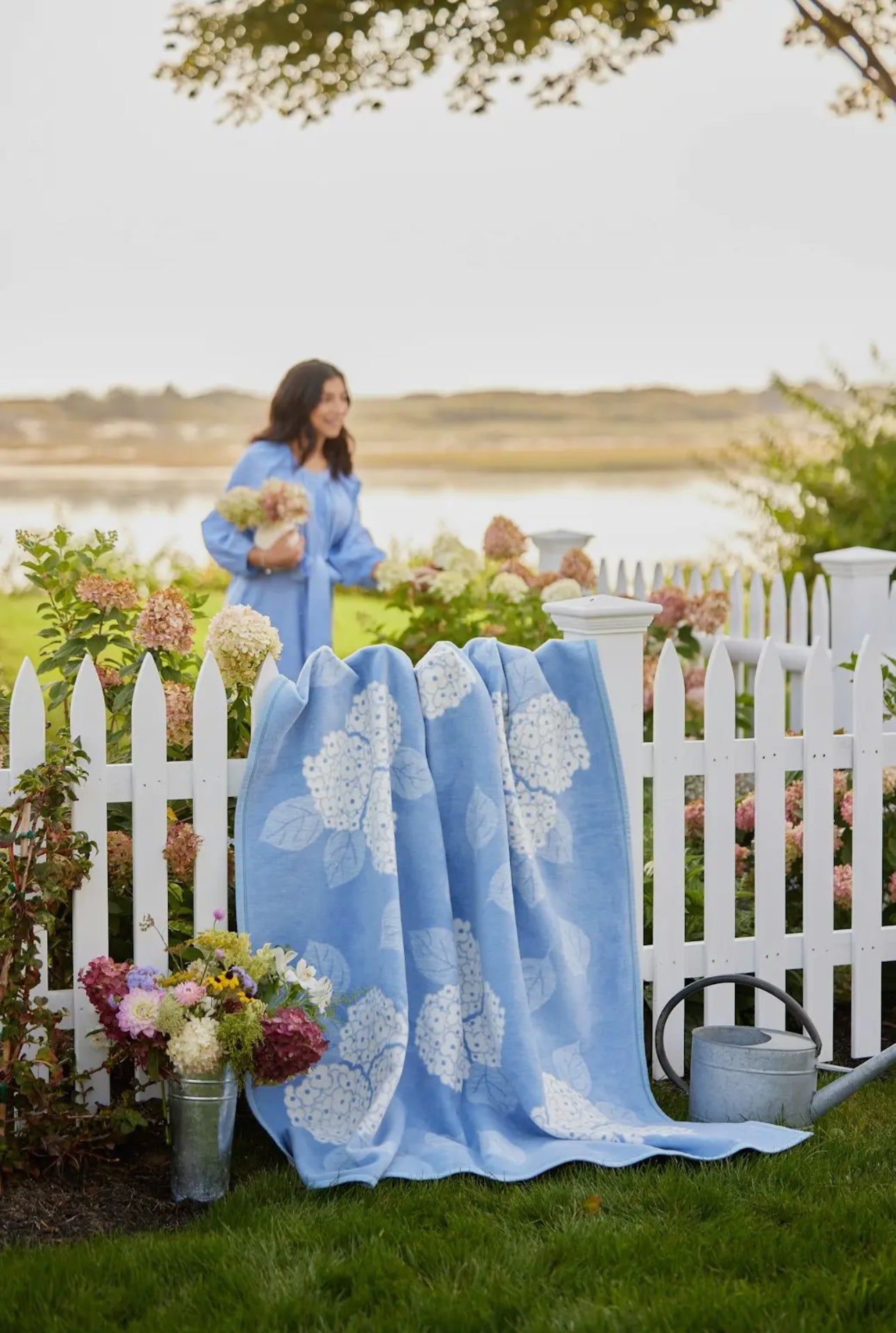Hydrangeas Bluebell Blanket