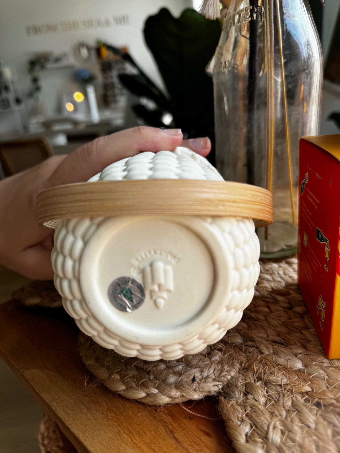 Vintage PartyLite Nantucket Basket porcelain tealight holder