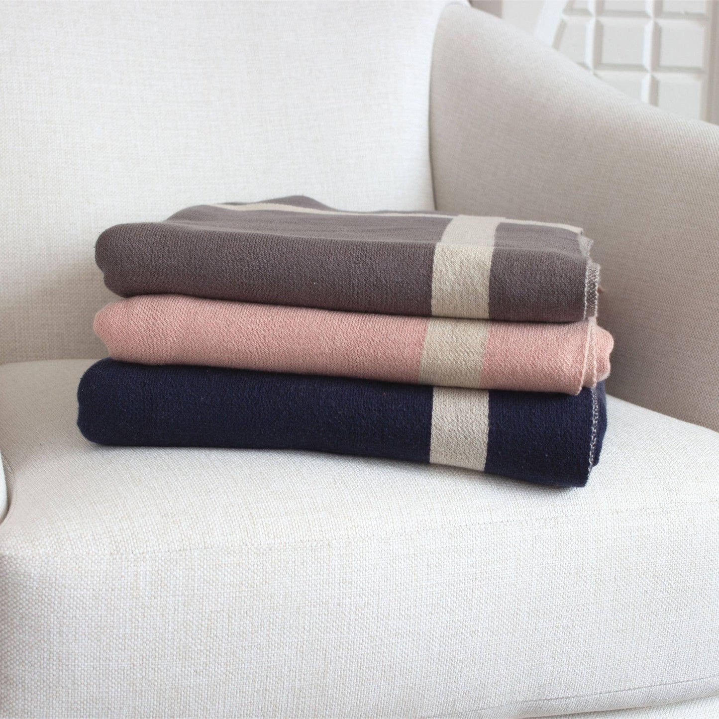 Luxurious Jouri Equestrian Stripe Cotton Knit Throw Blanket : Dusty Blush