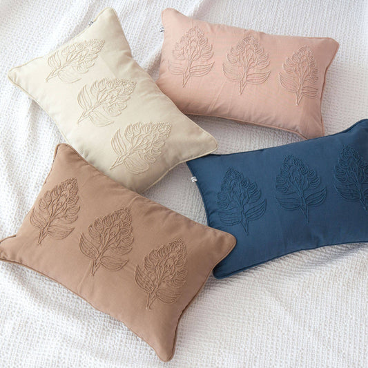 Eloise Embroidered Vintage Cotton Pillow Cover – Decorative: Rose / 12" X 18"