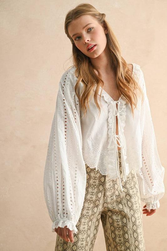 EMBROIDERY DETAIL LONG SLEEVE BLOUSE: White / L