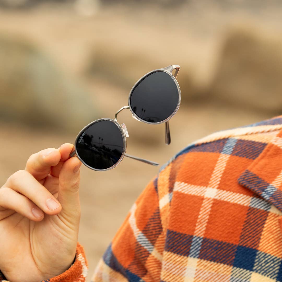 Niko - Crystal Grey / Silver / Smoke Polarized Len