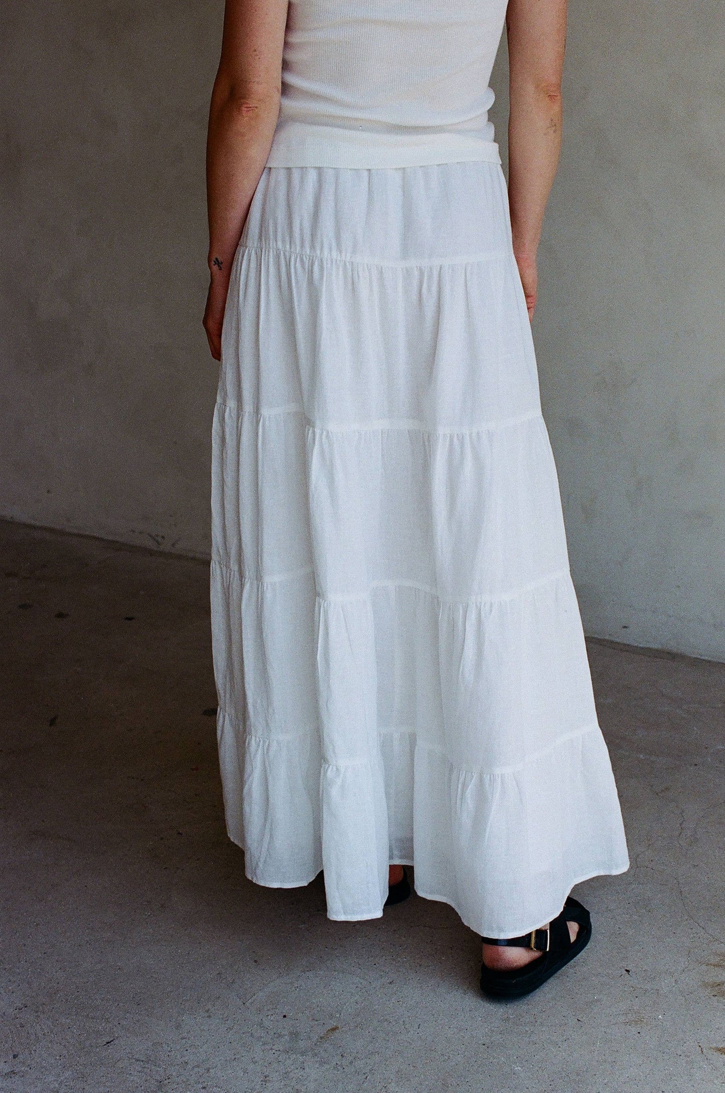 Woven Linen Cotton Tiered Maxi Skirt: Off White