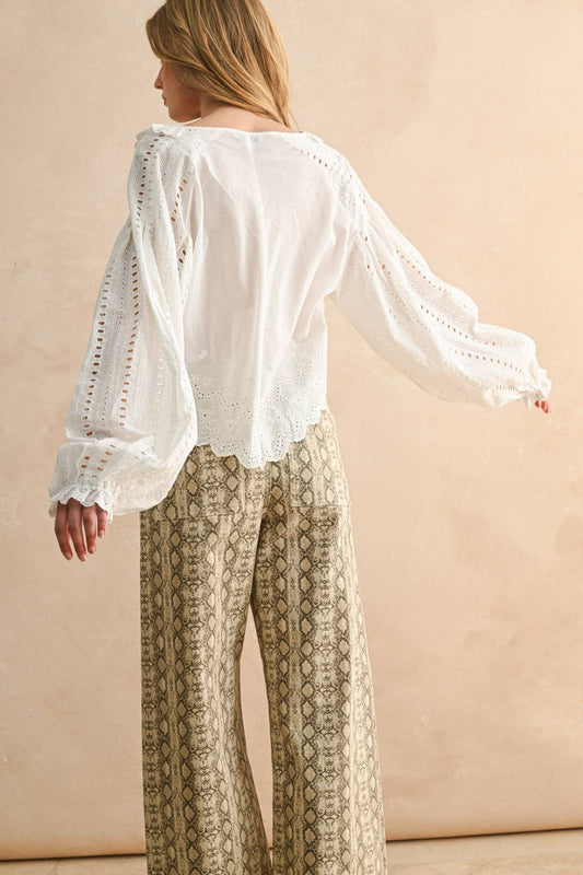 EMBROIDERY DETAIL LONG SLEEVE BLOUSE: White / L