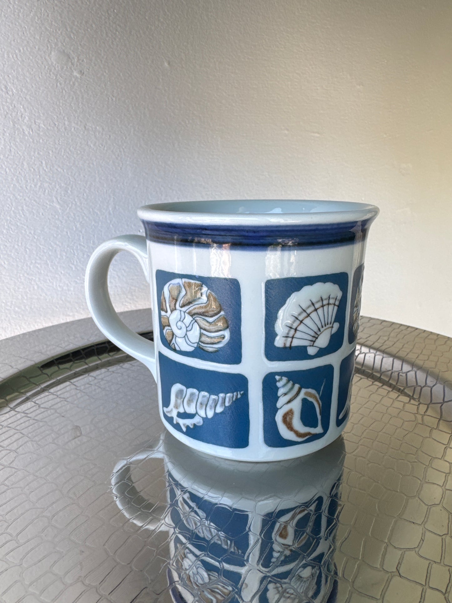 Vintage ocean mug
