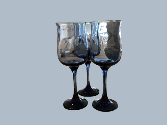 6-vintage Blue wine tulip glasses