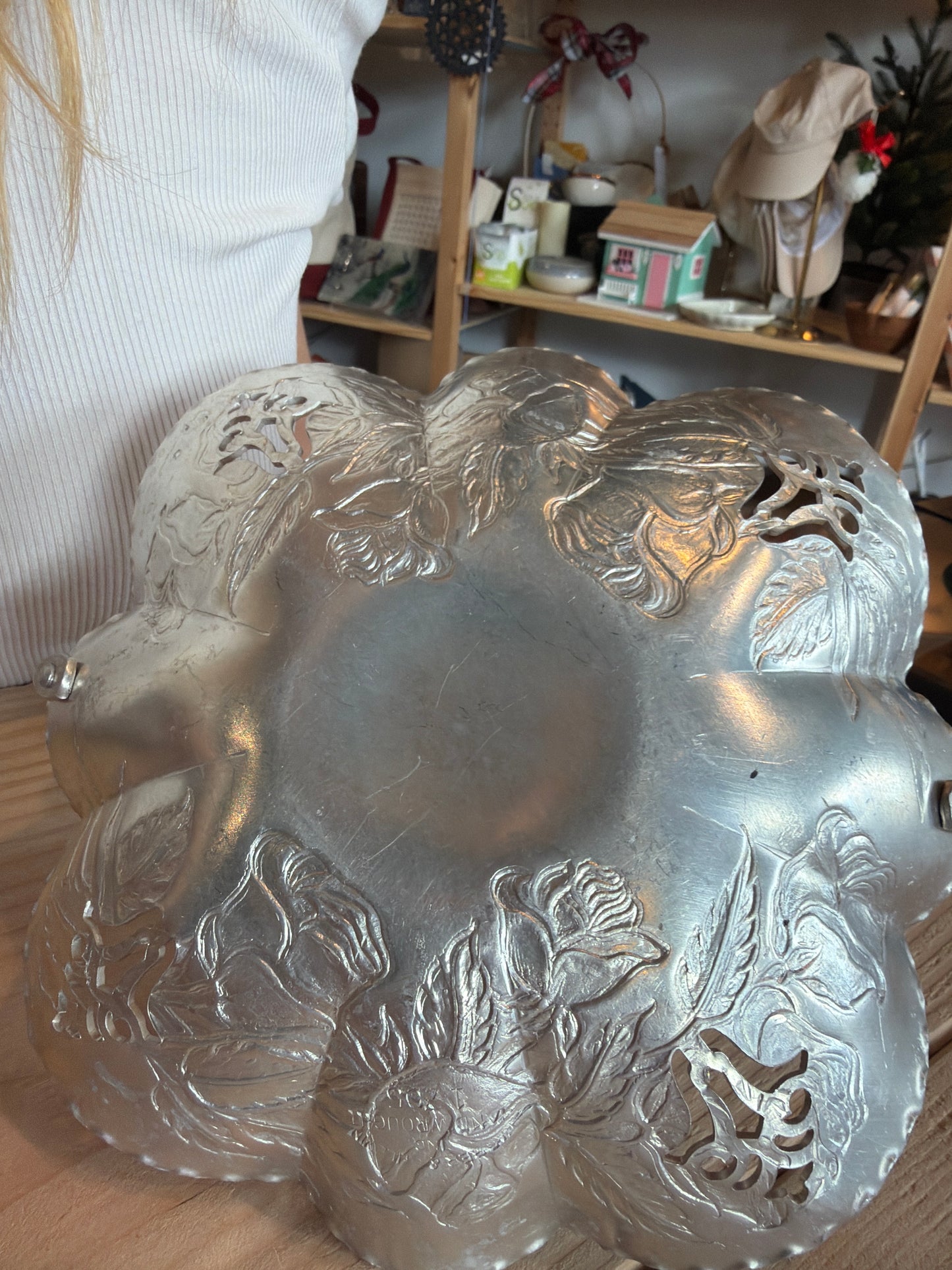 Aluminum Punch Table Basket - Flower Bouquet Carry