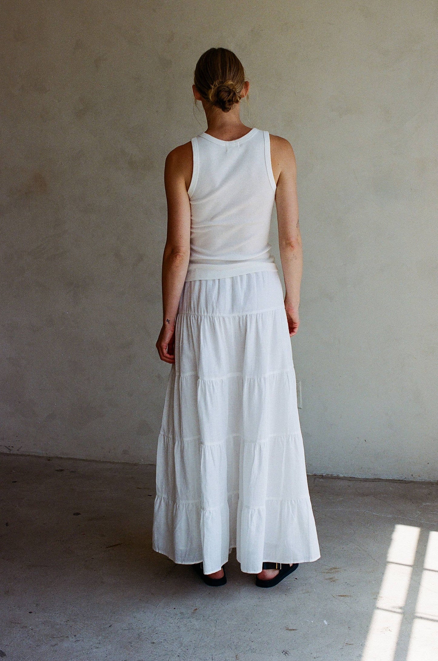 Woven Linen Cotton Tiered Maxi Skirt: Off White