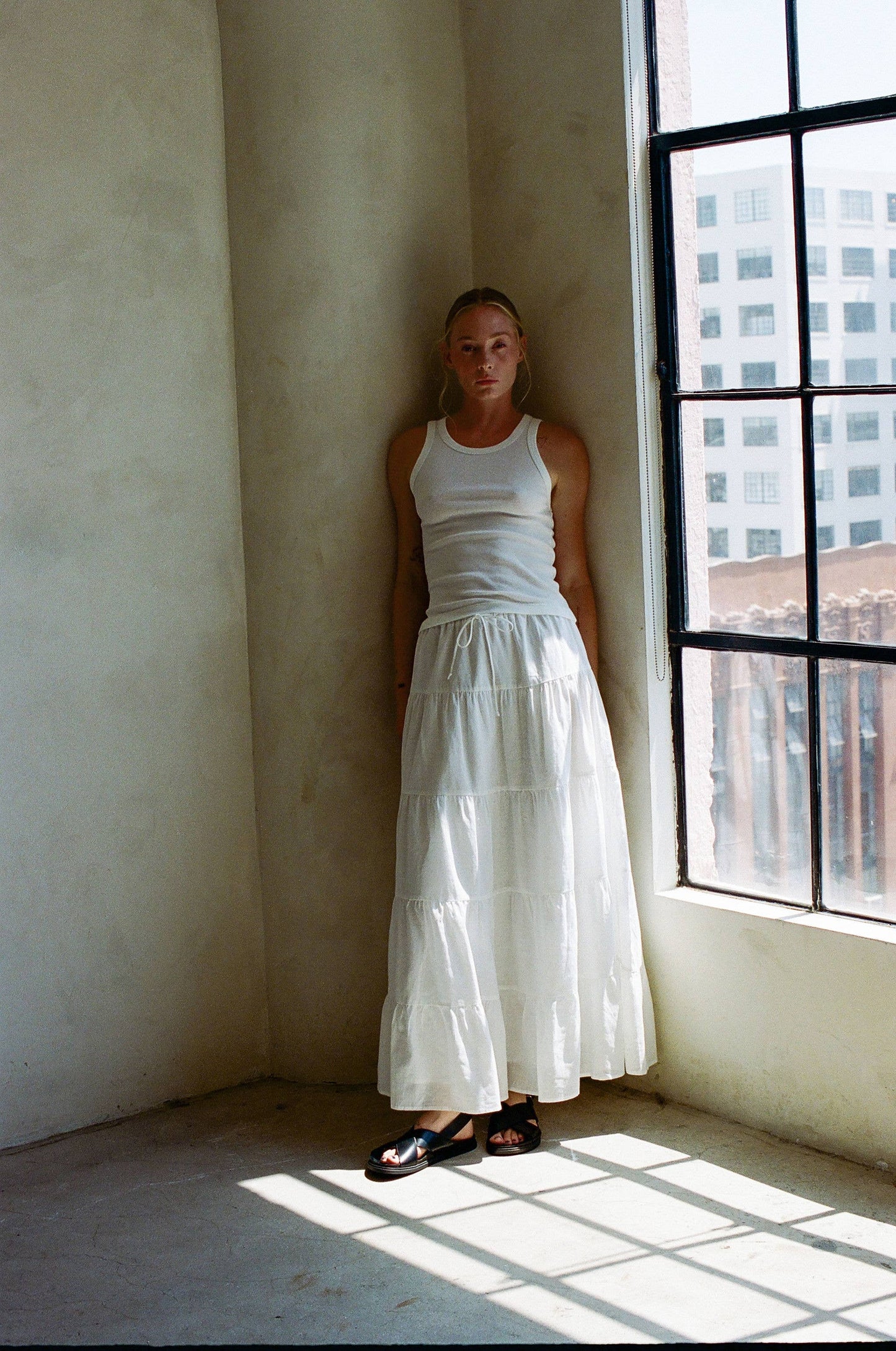 Woven Linen Cotton Tiered Maxi Skirt: Off White