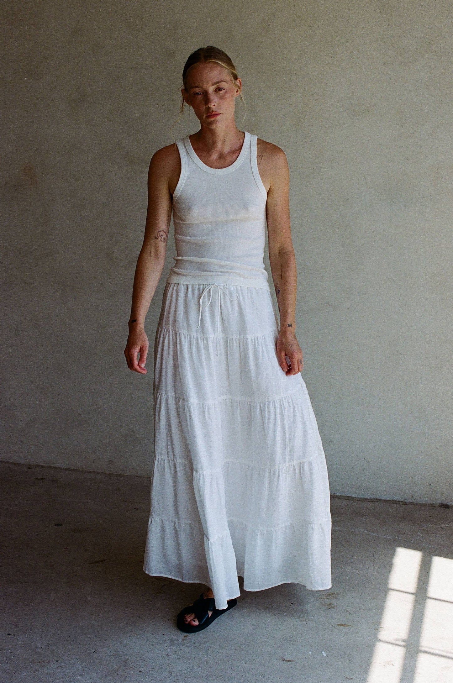 Woven Linen Cotton Tiered Maxi Skirt: Off White